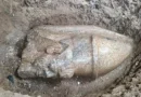 Agricultor acha estátuas de Ramsés II ao trabalhar em terreno no Egito