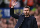 Manchester United vive crise e proíbe jogadores de falar com a imprensa