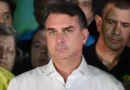 Aliados de Flávio Bolsonaro culpam ChatGPT por vaivém em versões da carta golpista